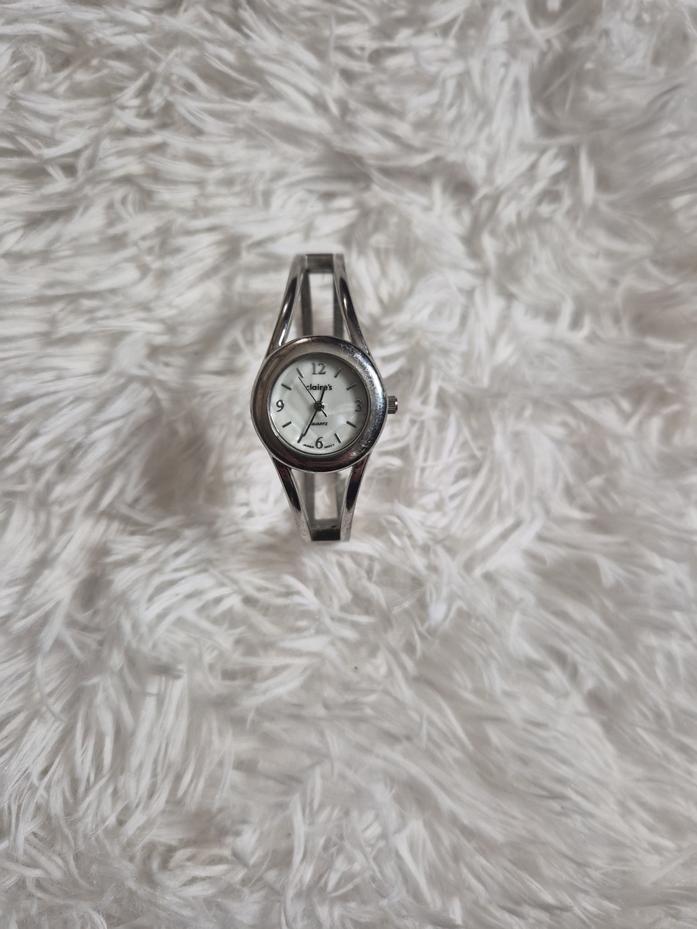 Vintage Y2K Claire's Watch Silver Tone Hinge Bracelet Style Hinged Round Face